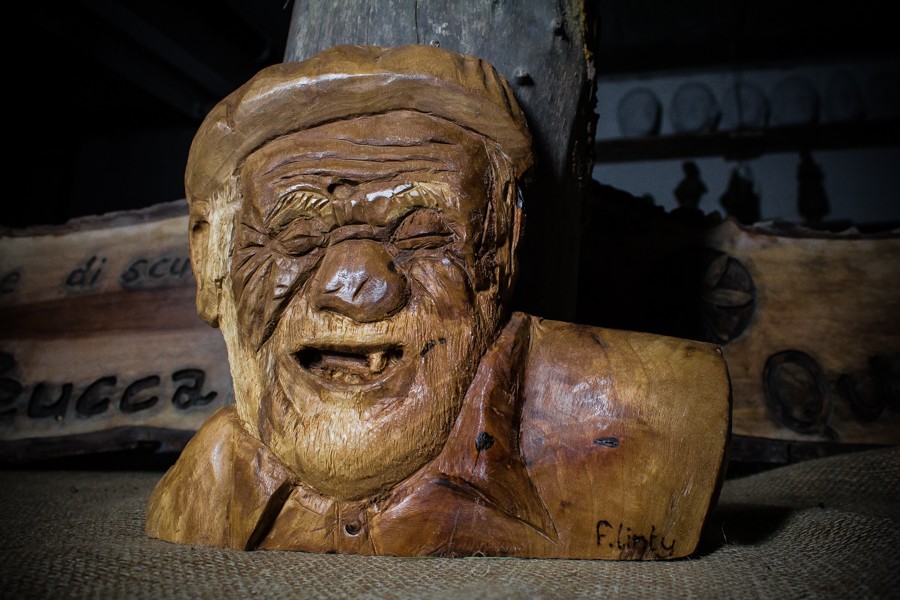Old man laughting- Sculpture